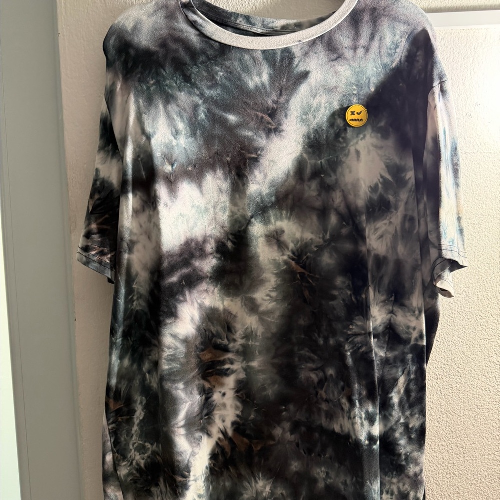 SHEIN Black and Gray Tie-Dye Men's Tee